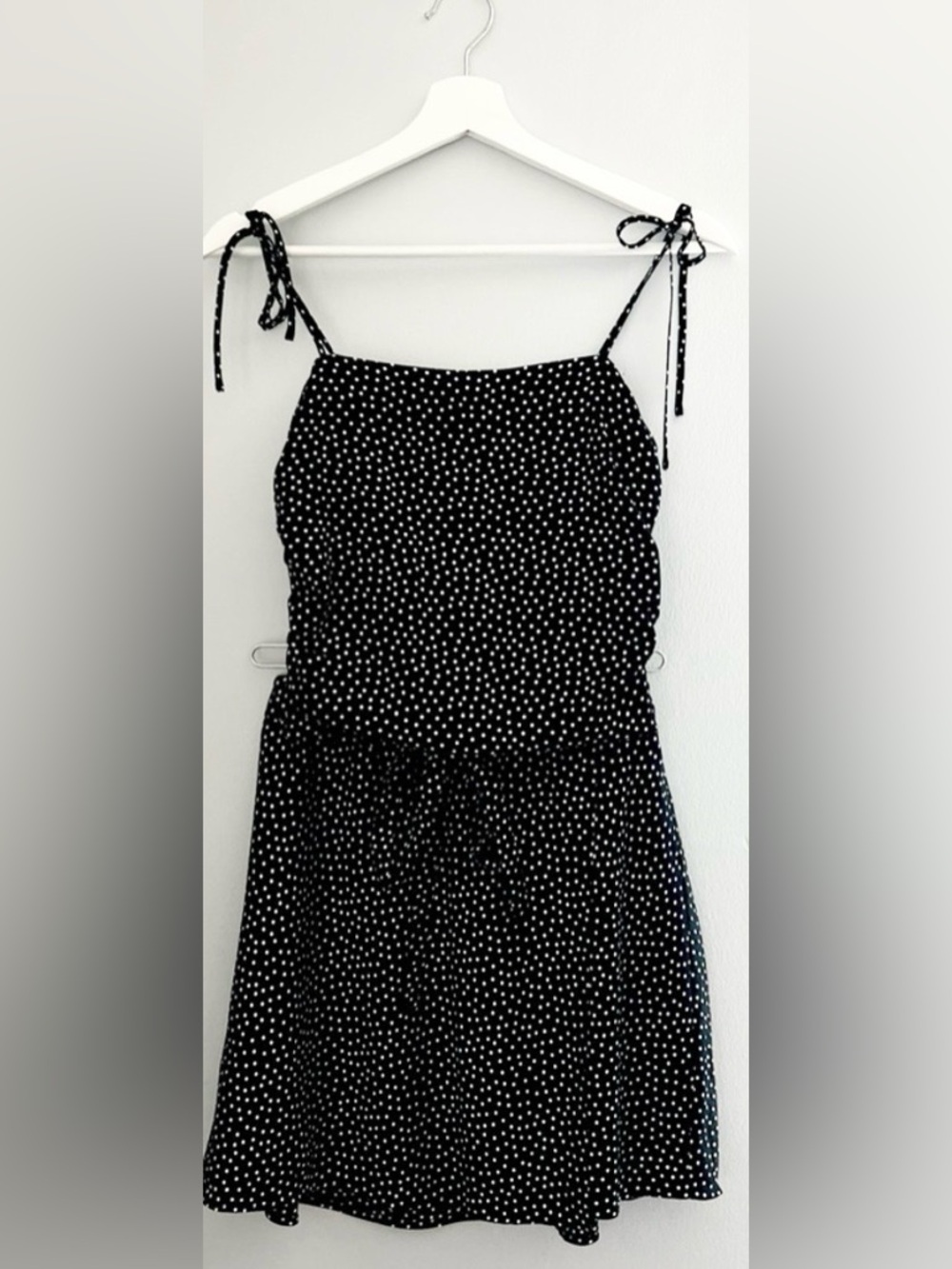 NWOT Abercrombie & Fitch Black & White Polka Dot Tie Waist Skirt Coord Set